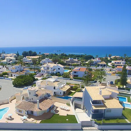 Villa In Gale Near Gale Beach Albufeira
