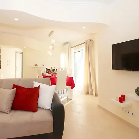 Villa In Gale Near Gale Beach Albufeira