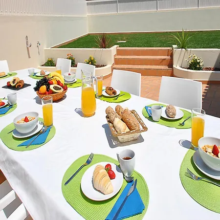 Villa With Heatable Pool Albufeira